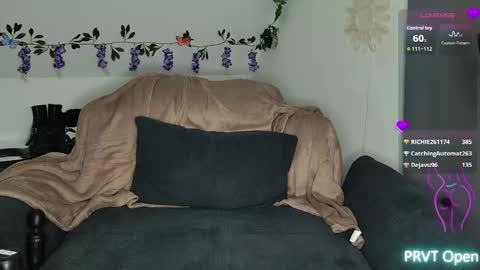 Sunny online show from 24, 10, 2025