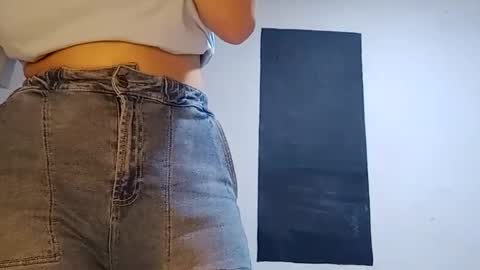 Annie online show from 7, 12, 2024