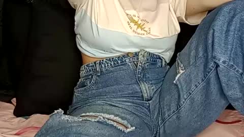 Annie online show from 9, 1, 2025