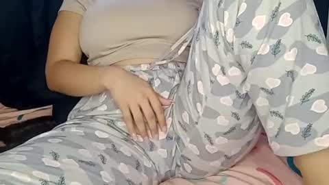 Annie online show from 11, 1, 2025