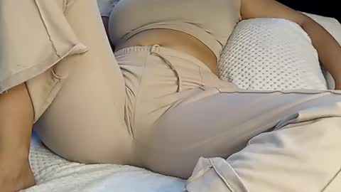 Annie online show from 10, 3, 2025