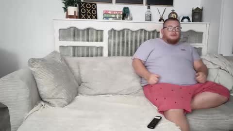 Snapshot of sunshine_diddy chatting on 8, 3, 2025 Ava online show from 8, 3, 2025