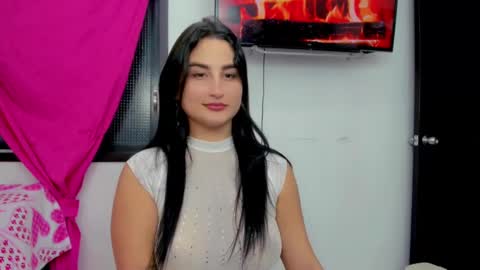 Andrea Rodriguez online show from 9, 12, 2024