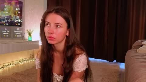 Snapshot of sunshinegirlx chatting on 9, 4, 2026 Alice online show from 9, 4, 2026