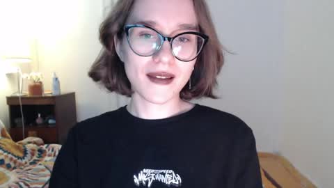 Snapshot of sunshinehella chatting on 14, 5, 2026 Hella online show from 14, 5, 2026