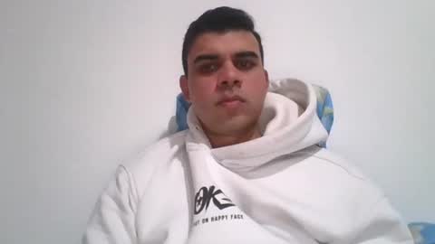 Snapshot of sunxmoonx chatting on 14, 12, 2025 sunxmoonx online show from 14, 12, 2025