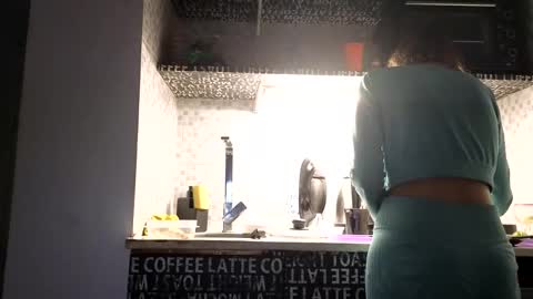 Snapshot of super_jony chatting on 3, 3, 2025 super jony and Marta GMT 1300-1800 every day online show from 3, 3, 2025