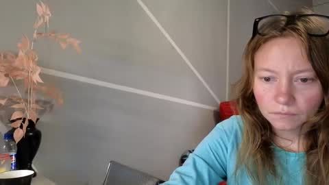 Snapshot of super_jony chatting on 3, 3, 2025 super jony and Marta GMT 1300-1800 every day online show from 3, 3, 2025