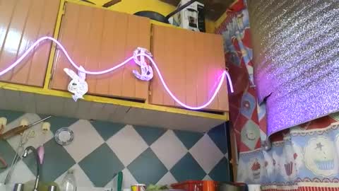 Snapshot of super_jony chatting on 20, 11, 2025 super jony and Marta GMT 1300-1800 every day online show from 20, 11, 2025