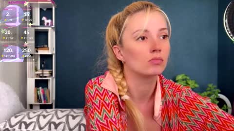 Snapshot of super_peach_stream chatting on 19, 9, 2025 ANNApvt open full info in bio online show from 19, 9, 2025