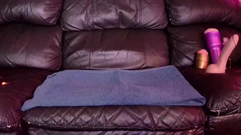 Snapshot of superduty5speed chatting on 16, 12, 2024 Thomas online show from 16, 12, 2024