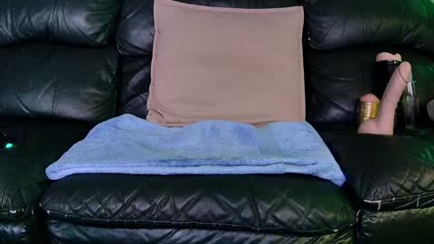 Snapshot of superduty5speed chatting on 27, 12, 2024 Thomas online show from 27, 12, 2024