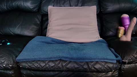 Snapshot of superduty5speed chatting on 1, 1, 2025 Thomas online show from 1, 1, 2025