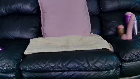 Snapshot of superduty5speed chatting on 5, 1, 2025 Thomas online show from 5, 1, 2025