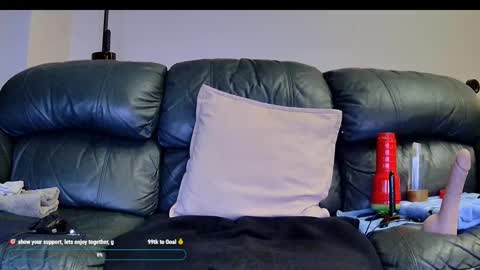 Snapshot of superduty5speed chatting on 25, 10, 2025 Thomas online show from 25, 10, 2025