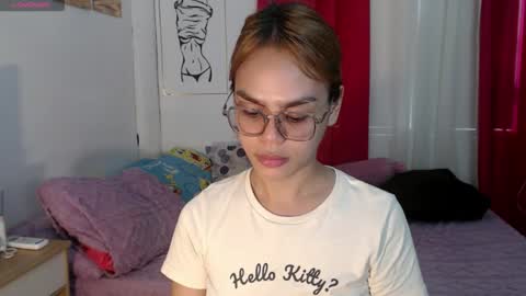 Snapshot of superhotvaleria chatting on 11, 9, 2025 Im val online show from 11, 9, 2025