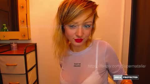 Snapshot of supernatalie chatting on 20, 9, 2025 Natalie online show from 20, 9, 2025