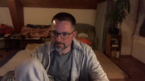 supersquirrel81 online show from 17, 1, 2026