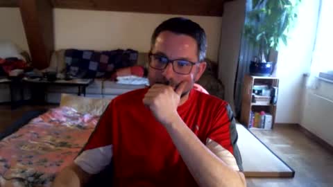 supersquirrel81 online show from 6, 3, 2026