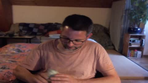 Snapshot of supersquirrel81 chatting on 9, 5, 2026 supersquirrel81 online show from 9, 5, 2026