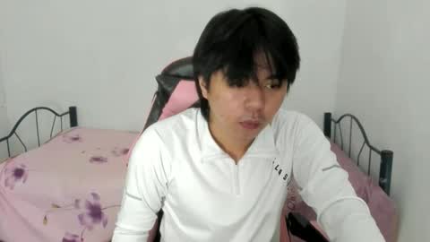 Snapshot of supr4m0 chatting on 1, 12, 2025 supr4m0 online show from 1, 12, 2025