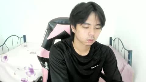 Snapshot of supr4m0 chatting on 4, 12, 2025 supr4m0 online show from 4, 12, 2025