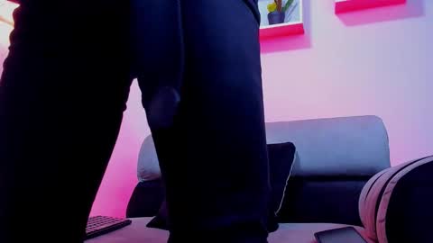 supreme_alpha_ online show from 28, 11, 2025