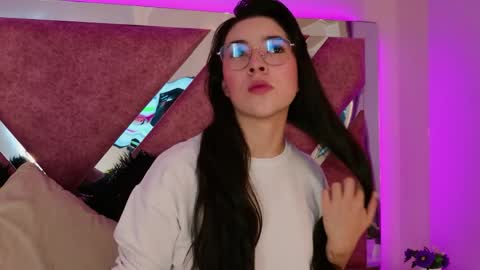 Susann online show from 8, 4, 2026