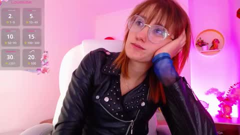 Snapshot of susan_hottye_ chatting on 27, 2, 2025 Susan online show from 27, 2, 2025