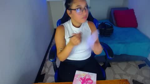 Snapshot of susan_moore29 chatting on 30, 10, 2025 susan online show from 30, 10, 2025