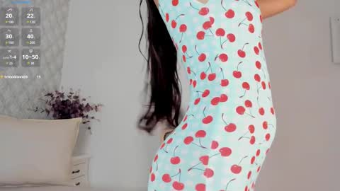 Snapshot of susana__sanchez chatting on 14, 2, 2025  SUSANA  online show from 14, 2, 2025
