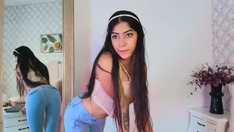 Snapshot of susana__sanchez chatting on 23, 9, 2025  SUSANA  online show from 23, 9, 2025