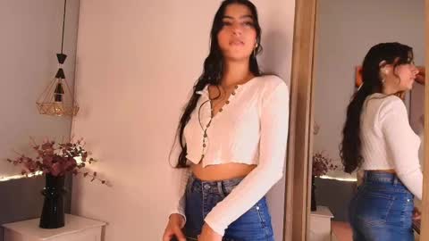 Snapshot of susana__sanchez chatting on 26, 10, 2025  SUSANA  online show from 26, 10, 2025