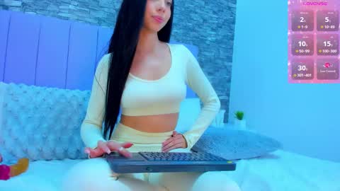 Snapshot of susana_ross8 chatting on 21, 11, 2025 susana_ross8 online show from 21, 11, 2025