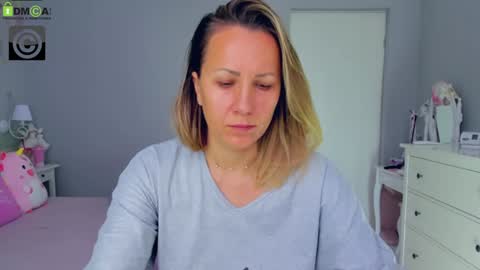 Snapshot of susanjewel chatting on 4, 12, 2024 SusanJewel online show from 4, 12, 2024