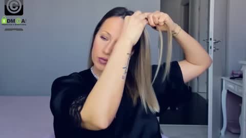 Snapshot of susanjewel chatting on 2, 3, 2025 SusanJewel online show from 2, 3, 2025