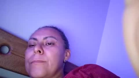 Snapshot of susann_stonee chatting on 9, 1, 2025 Susan online show from 9, 1, 2025