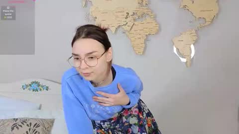 susannahtrojahn online show from 23, 2, 2026