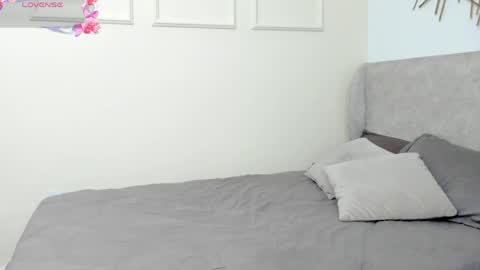 Amelia  online show from 7, 4, 2026