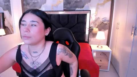 susanvilla online show from 17, 11, 2025