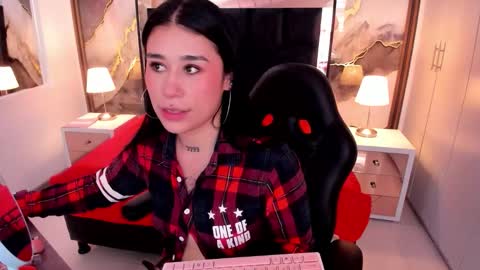 susanvilla online show from 26, 11, 2025