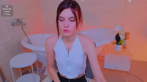 Snapshot of susiemorris chatting on 16, 11, 2025 Susie online show from 16, 11, 2025