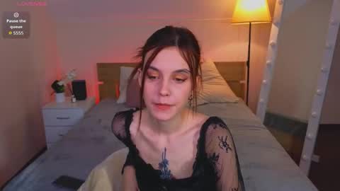 Snapshot of susiemorris chatting on 2, 12, 2025 Susie online show from 2, 12, 2025