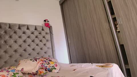 Snapshot of sussidream chatting on 4, 11, 2025 Andrea online show from 4, 11, 2025