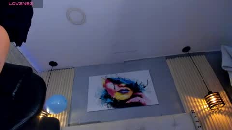   online show from 23, 5, 2026