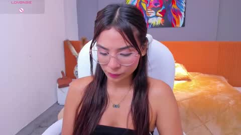 sussy_sweet4u online show from 25, 2, 2025