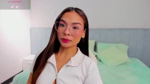 sussy_sweet4u online show from 7, 10, 2025