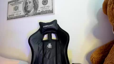 suzan__cooper2 online show from 3, 7, 2026