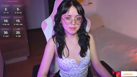 Snapshot of suzumi_ chatting on 7, 1, 2025 Jadde  online show from 7, 1, 2025