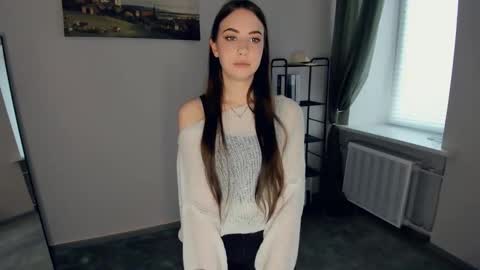 Snapshot of suzy_pictures_ chatting on 15, 12, 2025 Sabrina online show from 15, 12, 2025